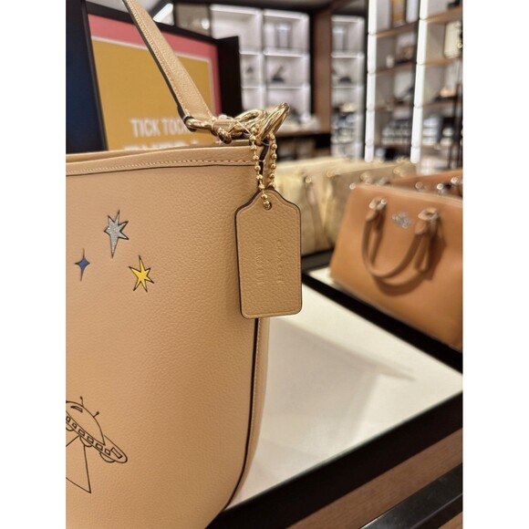 NWT Coach X Observed By Us City Large Bucket Bag CU390 - Picture 2 of 10